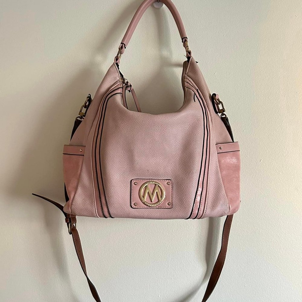 Pink Mia K Farrow Collection Full Zip Closure Shoulder Bag